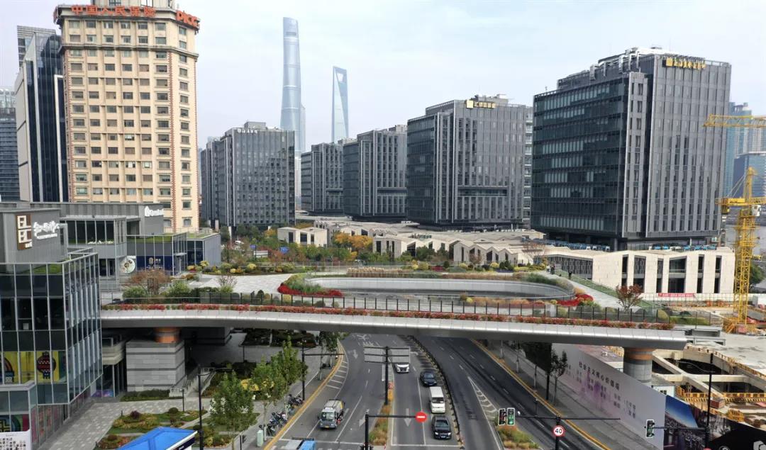 绿地集团积极助力上海“公园城市”建设，中山南路花桥景观完工！